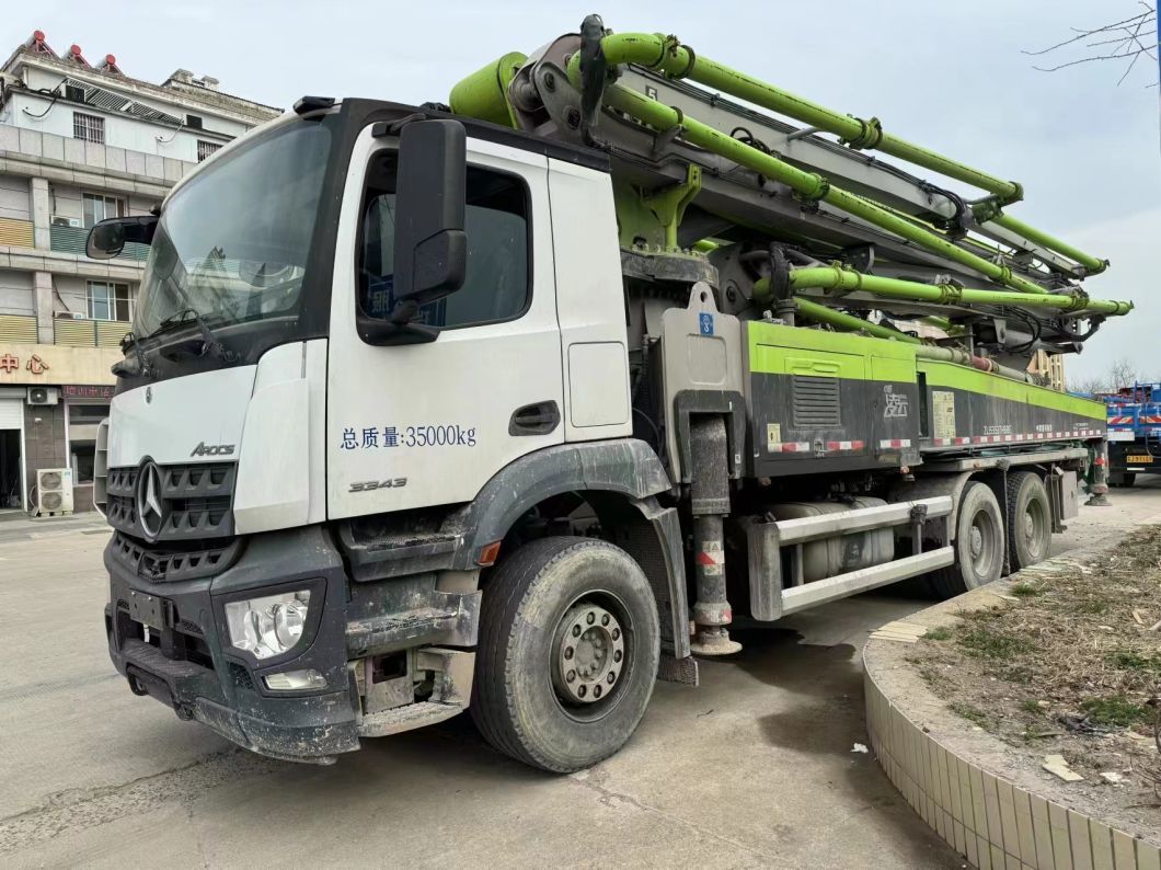 Zoomlion Concrete Pump Truck 50 Meters, If Necessary, Please Send an Inquiry