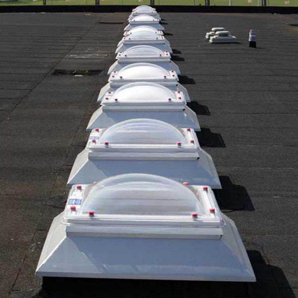 Building Plastic Roof Bubble Skylight , Coated Polycarbonate Skylight Roofing