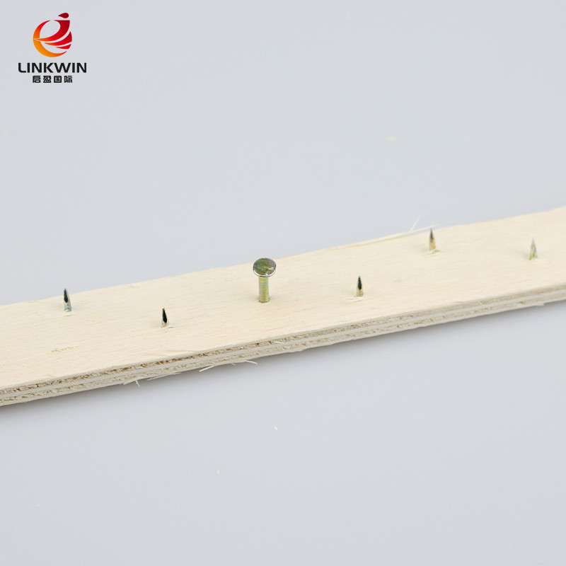 Ordinary wooden peg simple installation wood carpet gripper for inner installing
