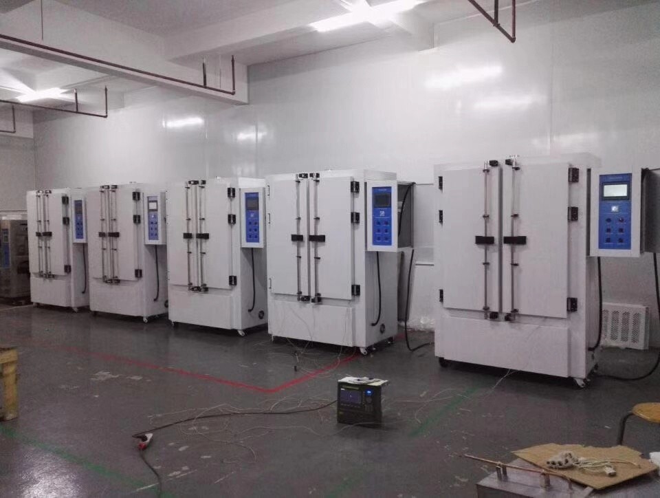 Lab Hot Air Circulation Drying Industrial Oven With Accuracy ±0.3 And 200℃-500℃