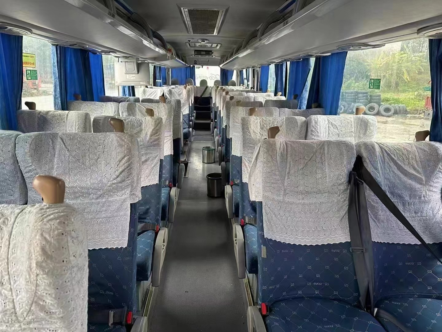 Yutong Bus Prices Trade 2019 Year Coach Bus 49 Seats Airbag Suspension Double Door LHD