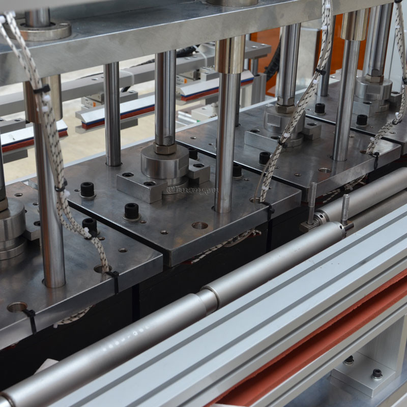5500W Ffp3 Face Mask Machine , 0.8Mpa surgical kn95 mask machine