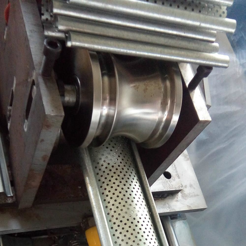 Galvanized Steel Slat Rolling Shutter Door Making Machine For Shop Usage