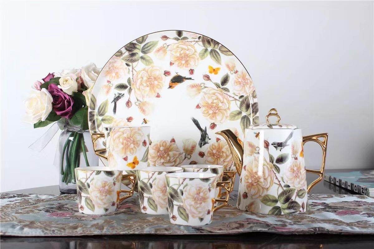 Upscale 300ml Personalized English Fine Bone China Tea Sets