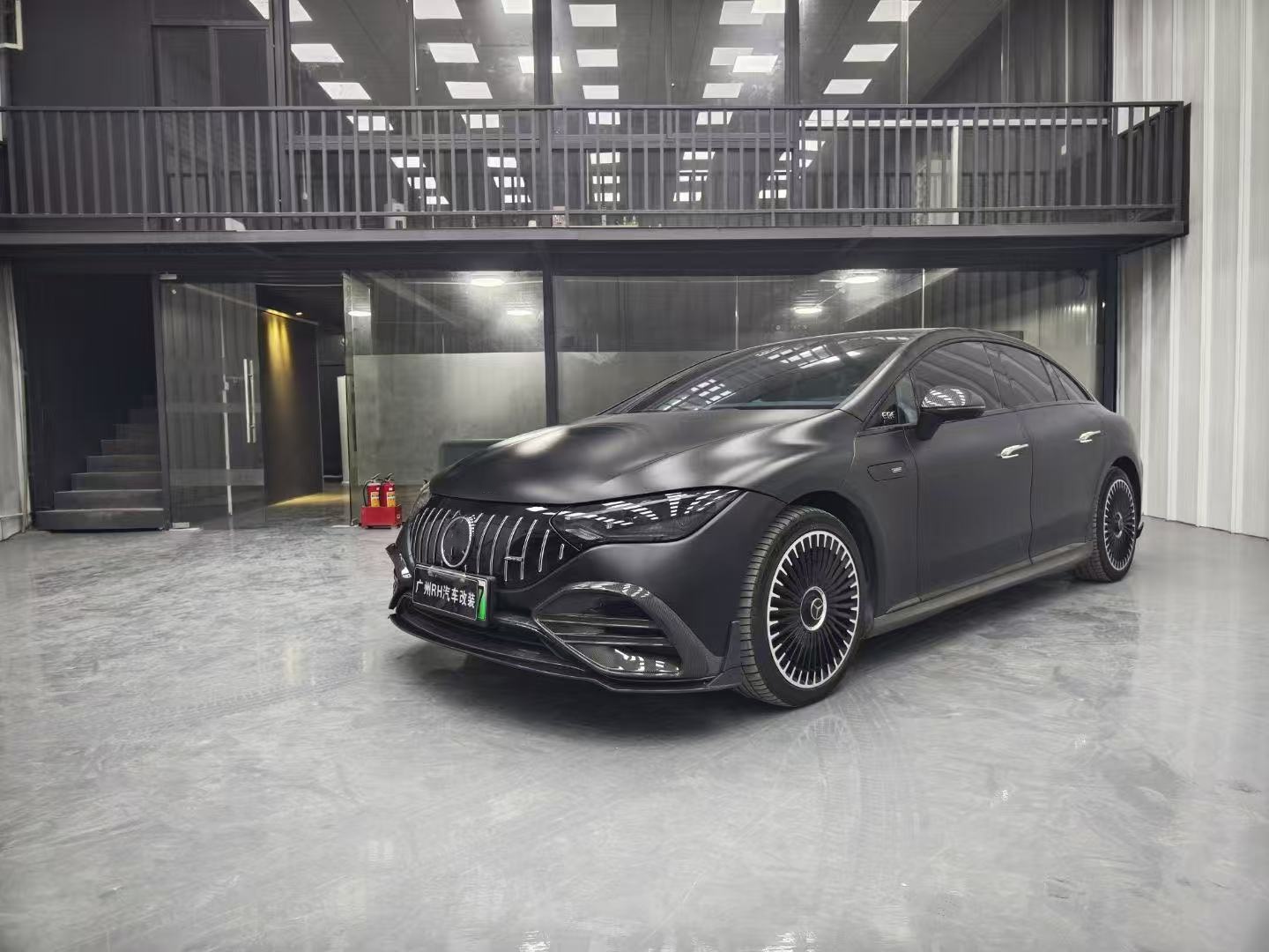 For Mercedes EQE Carbon Fiber Body Kit EQE Upgrade BS Style Carbon Fiber Front Lip Diffuser Spoiler Body Kit