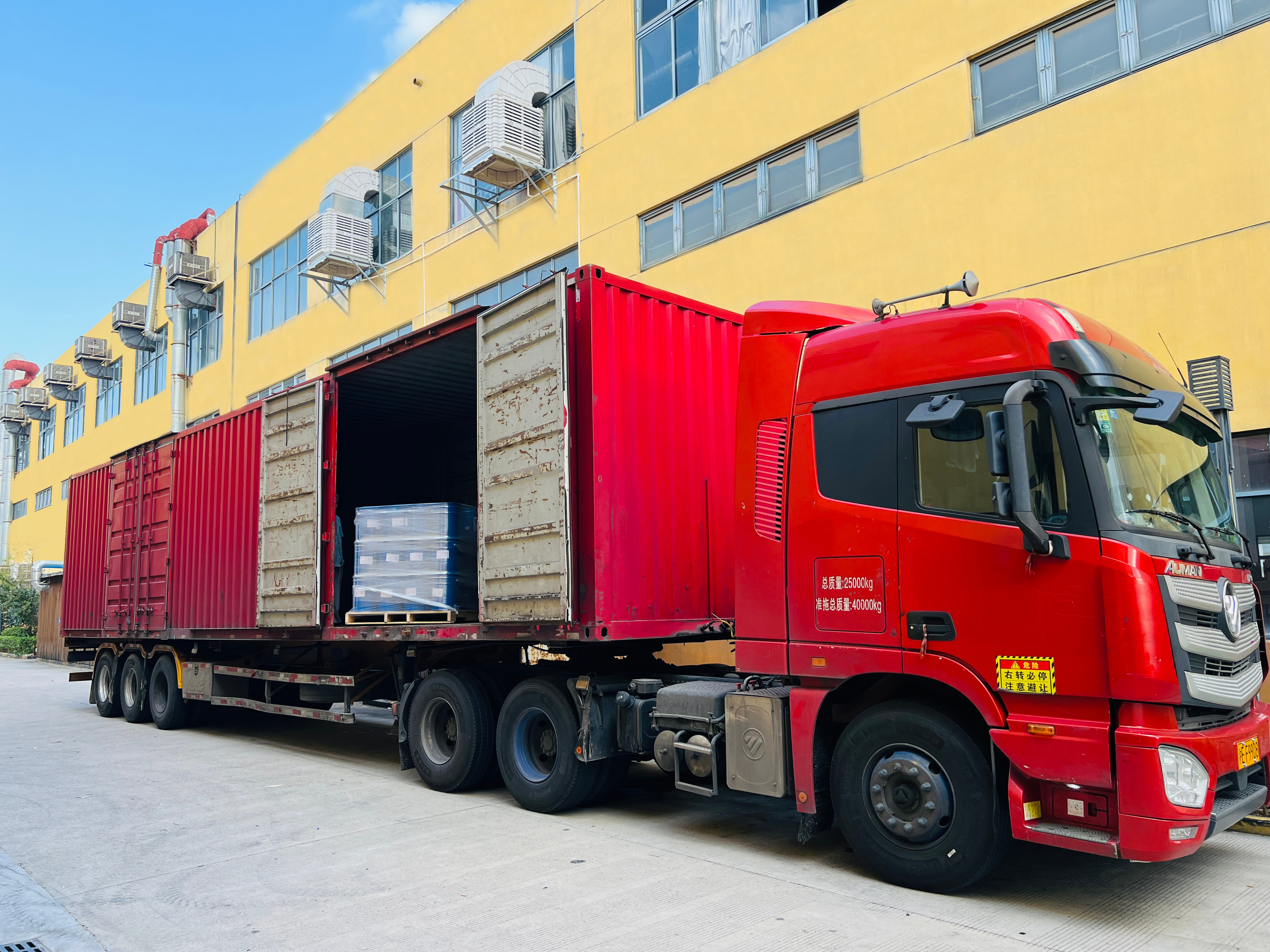 ISO179 Impact Strength 10-18kJ/ M2 Electrical Epoxy Resin 0.02 Loss Factor