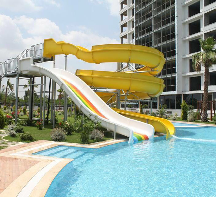 3 Meters High Open Body Slide, Green And Yellow Swimming Pool Slide