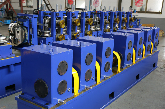High Frequency Welding ERW Steel Pipe Making Machine With Straight Seam