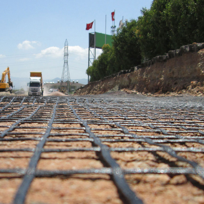 High Tensile Strength Fiberglass Geogrid For Asphalt Reinforcement Pavement Driveway