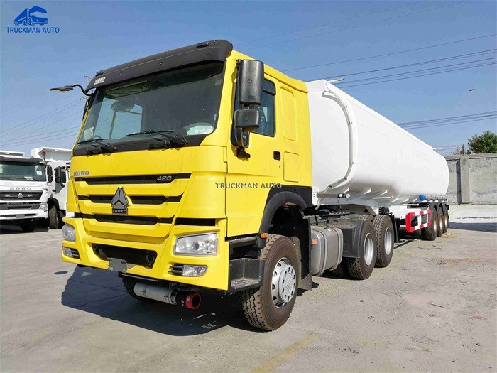 Carbon Steel Semi Trailer Fuel Tank , Oil Truck Tanker With Fuwa Axles