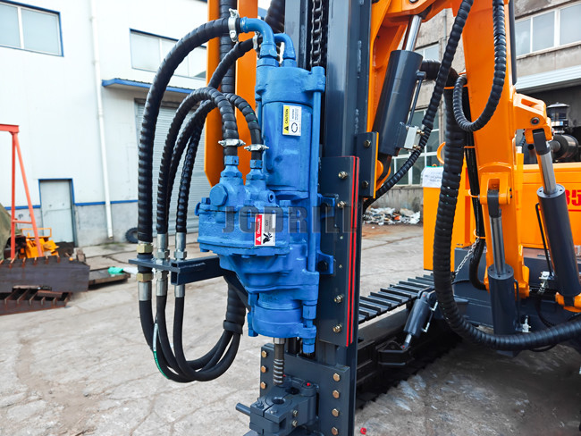 Top Hammer Hydraulic System Seft Propelled Crawler Rock Blasting Drilling Rig With Dust Collector
