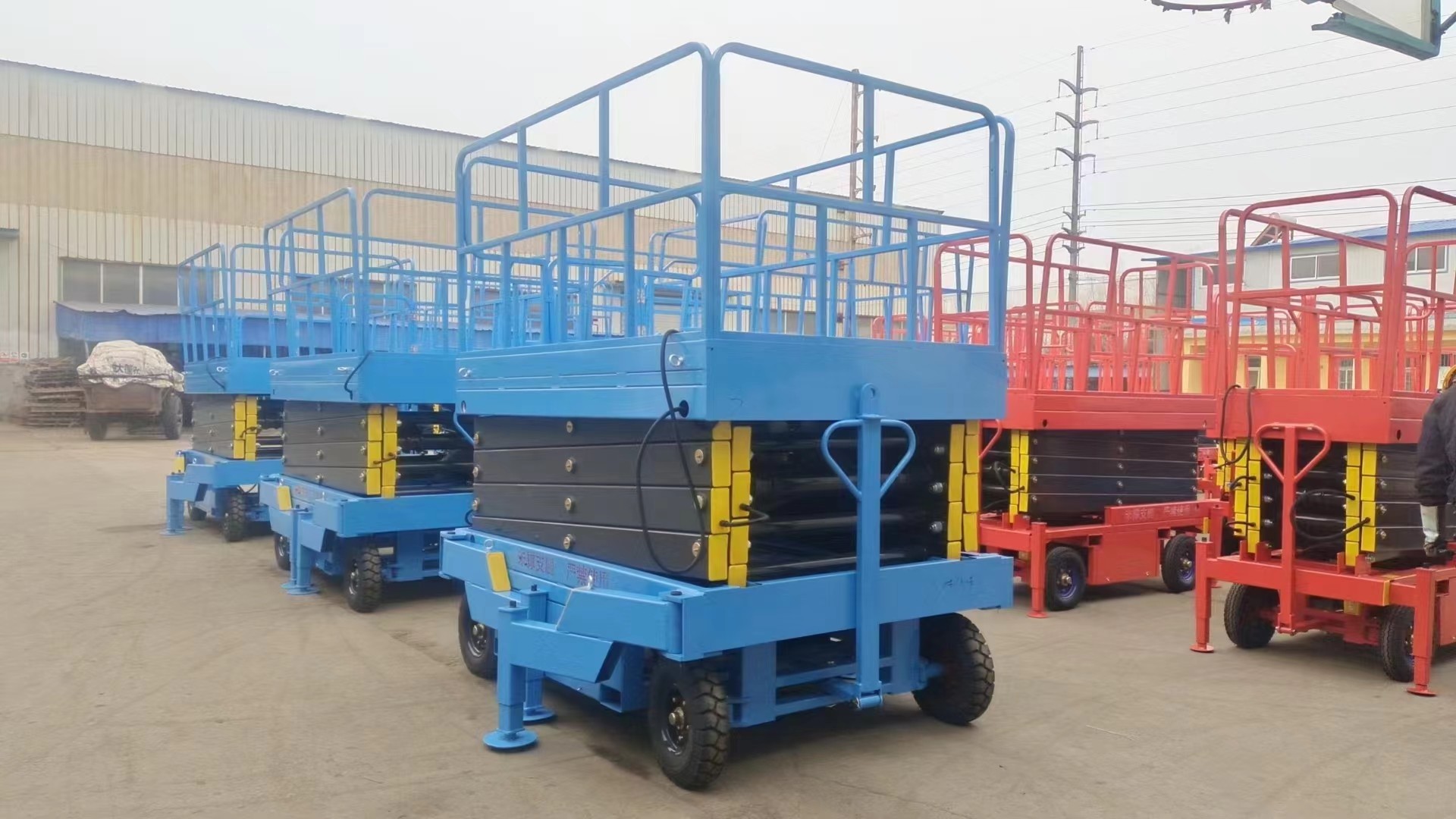 300kgs 12m Suspended Platform Upright Scissor Lifts For Aerial Work