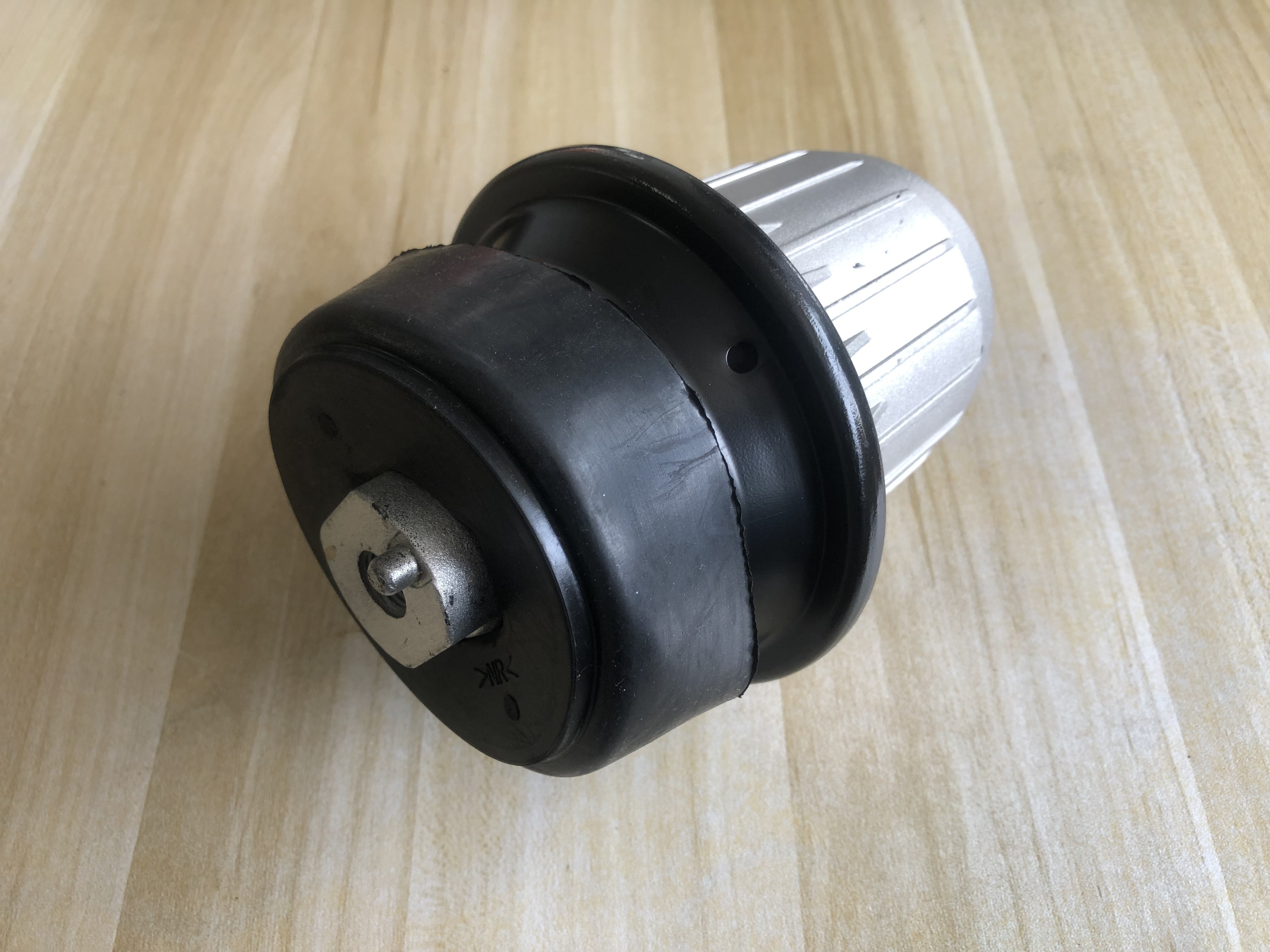 12361-31100 12361-31101 Car Engine Mounting For Toyota Crown Crs Jzs Grs18 Uzs 2004-2008