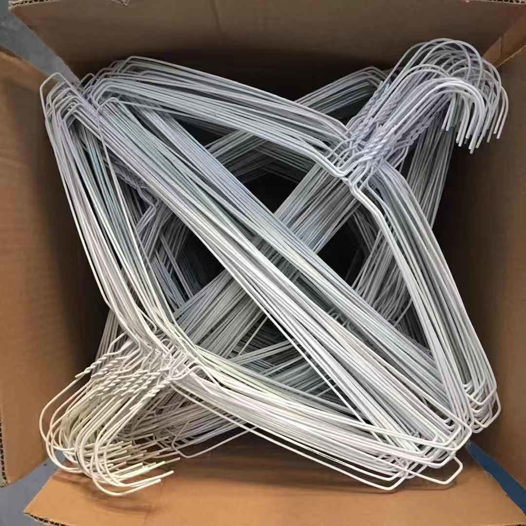 18-inch Powder Coated White Laundry Wire Hanger, 14.5 Gauge for Laundry Shops