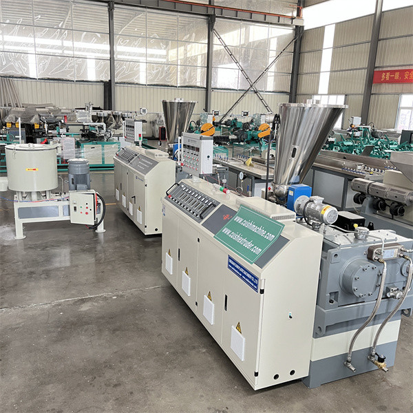 PVC Pipe Manufacturers Machine 200kg/h - 250kg/h PVC Conical Twin Screw Extruder