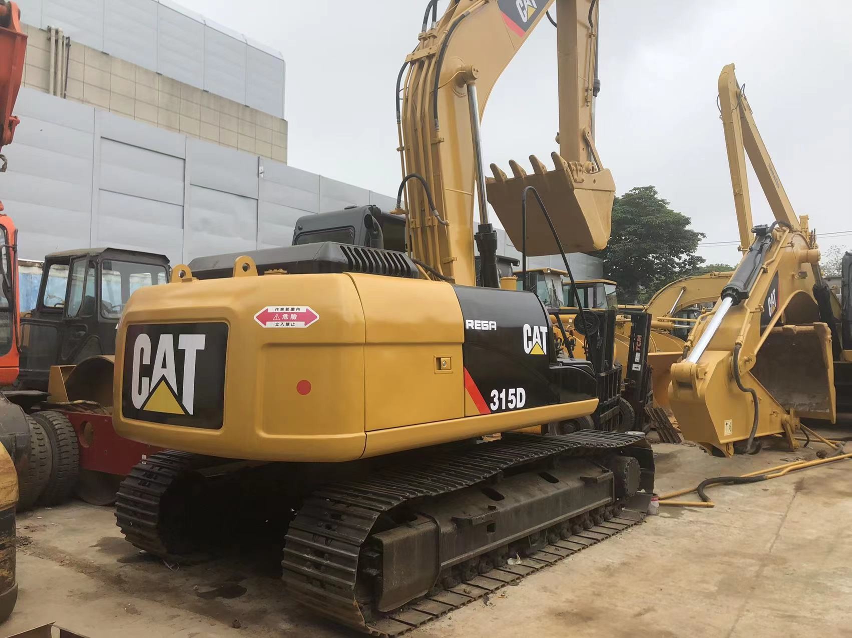 Used 6 Cylinder CAT Excavator 15T Operating Weight 2015-2021 Year 315D Excavator