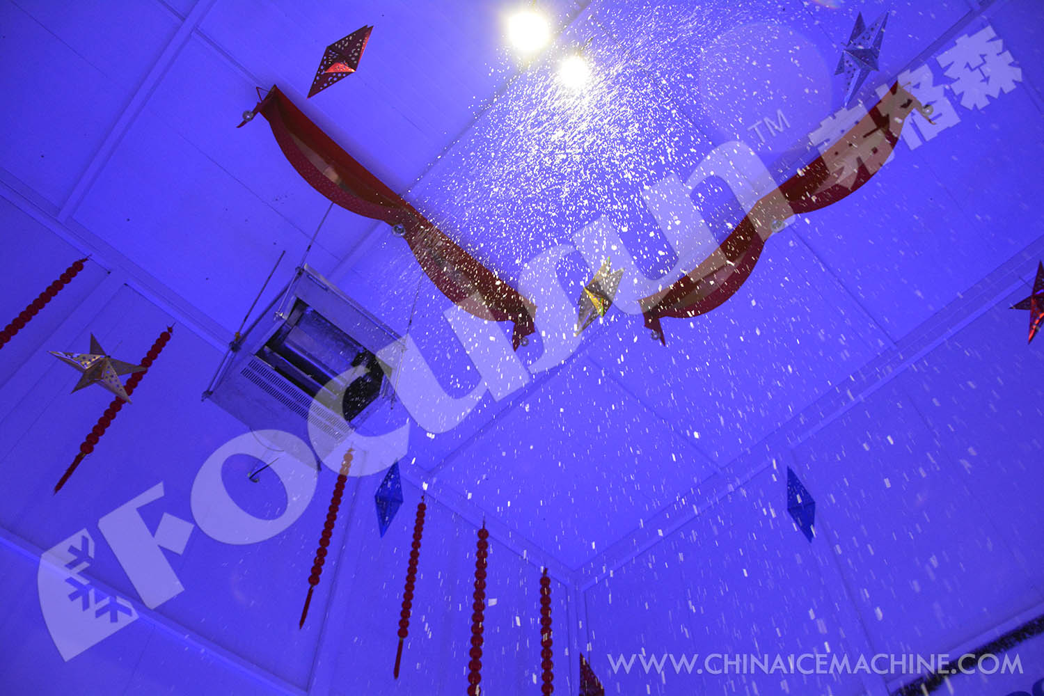 Focusun Indoor Snow Falling Machine with Stainless Steel 304 and Copeland Compressor