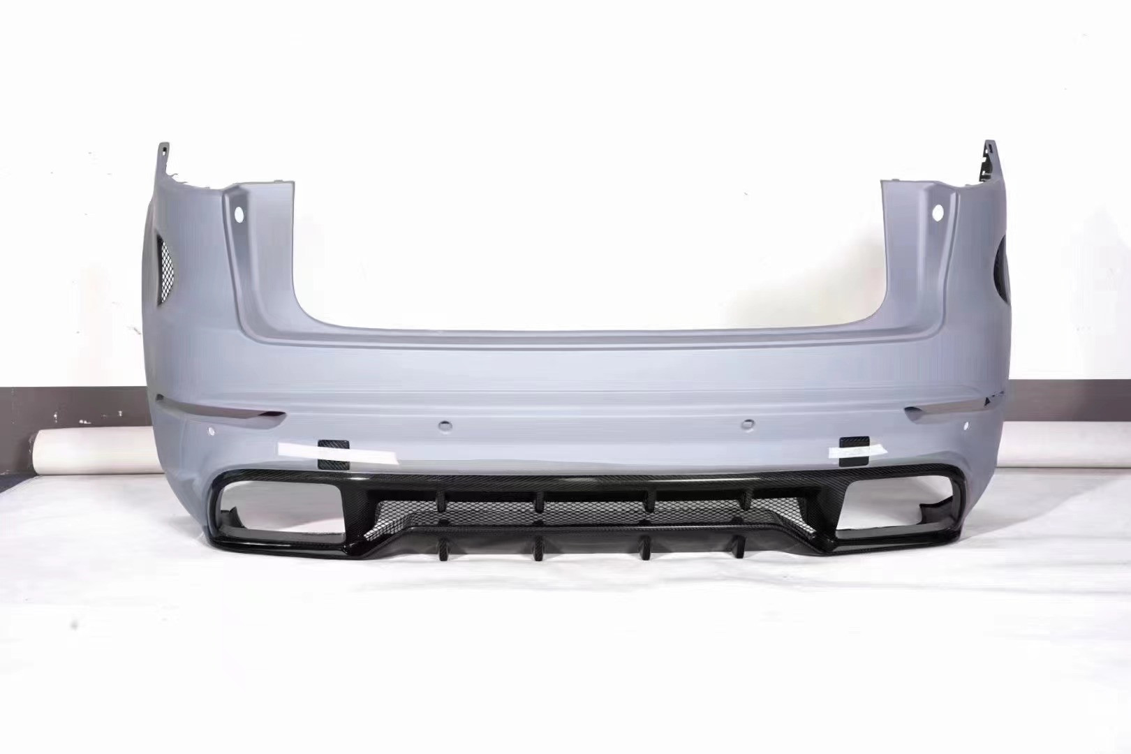 Cayenne Porsche Body Kit Dry Carbon Fiber MTR Style Front Lip Diffuser