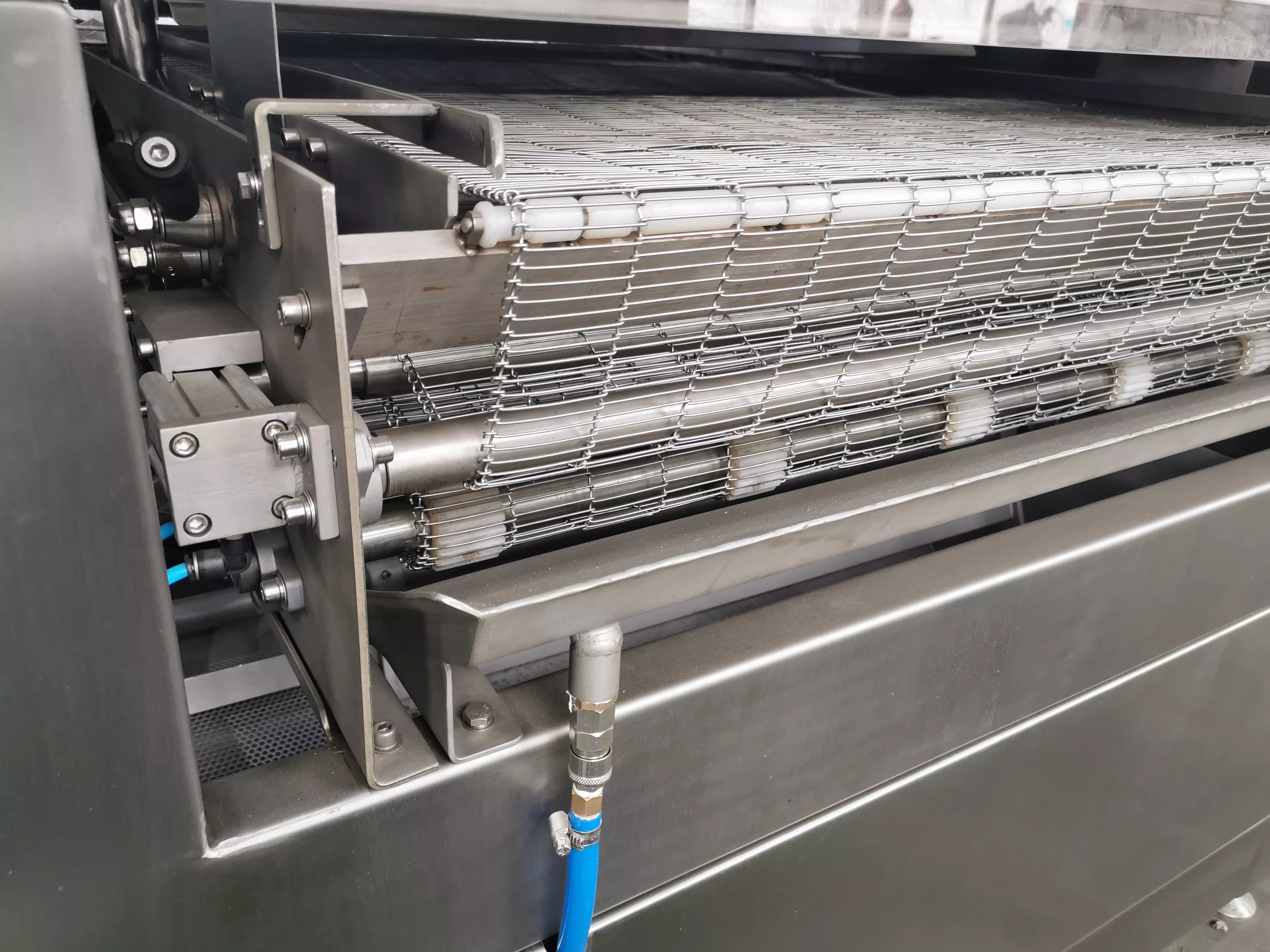 380v Chocolate Making Machine Enrobing Covered Commercial Chocolate Melting Machine