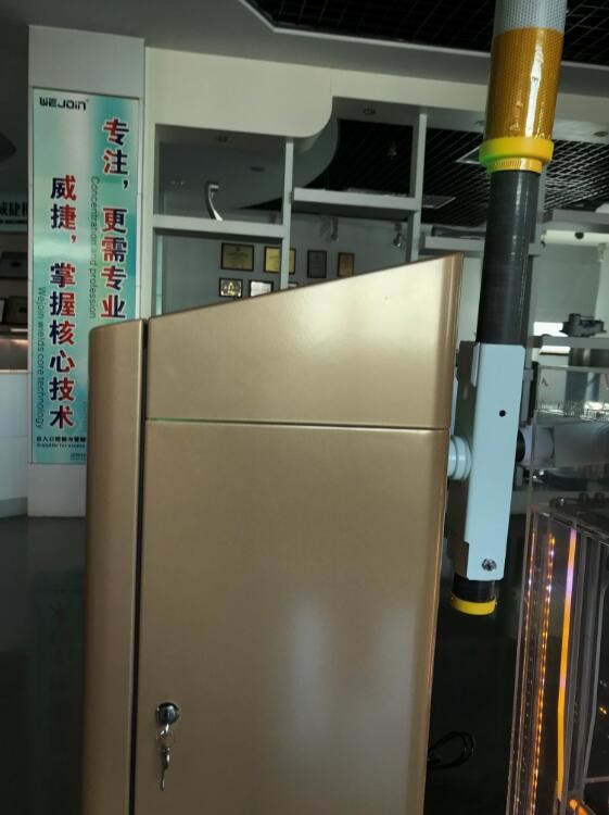 100% Duty Cycle Security Barriers And Gates , Parking Access Control Gates With Vehicle Loop Detector