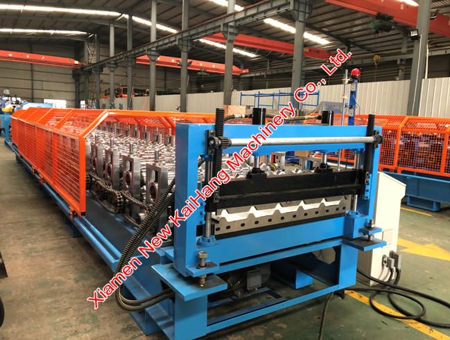 Professional Roof Panel Roll Forming Machine For Metal Trapezoidal Sheets
