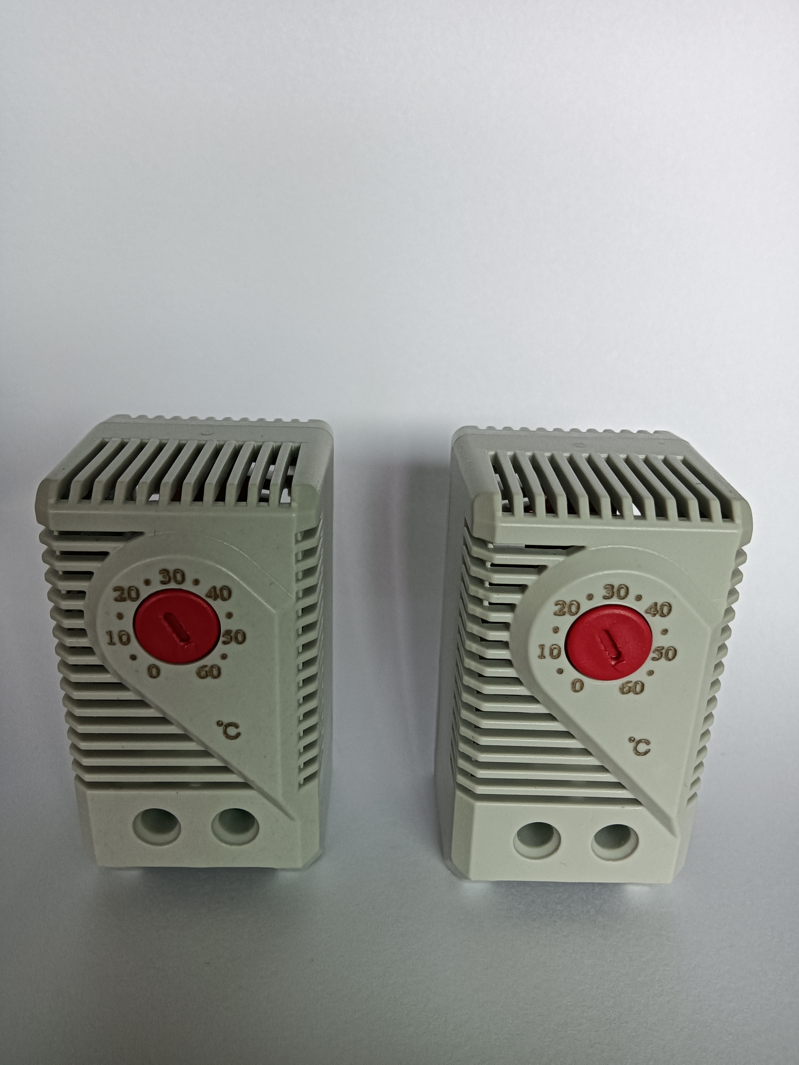 Electric Normal Closed Normal Open Thermostat with VDE 250V / 12A Voltage Current