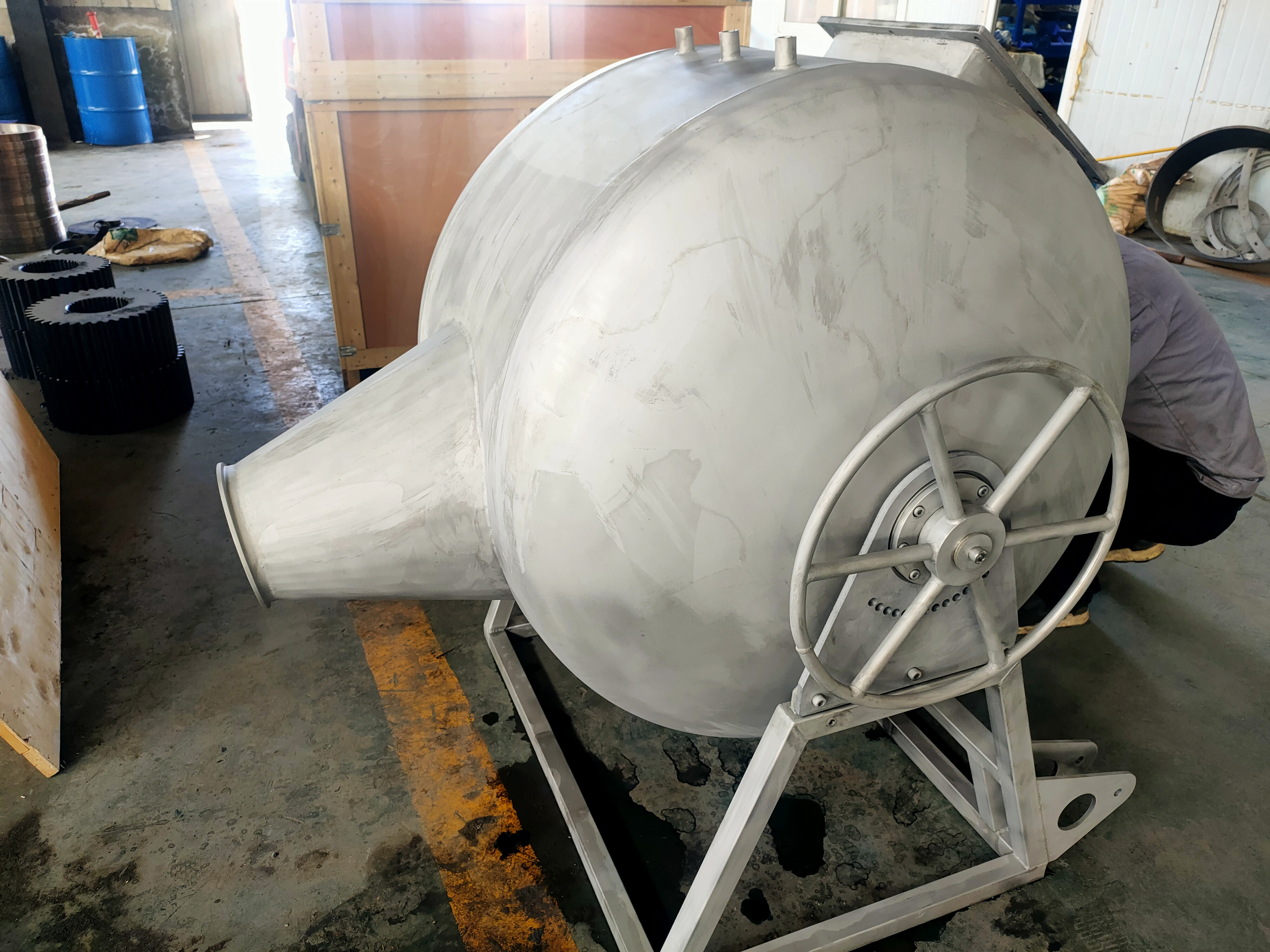Customized Design Carbon Steel Storage Containers for Industrial Water Liquid Storage