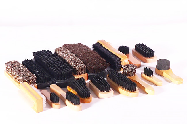 brown boot shoe brush cleaning Wooden Handle Horsehair Pighair PP Bristle Polishing Brush Size Bristle Length