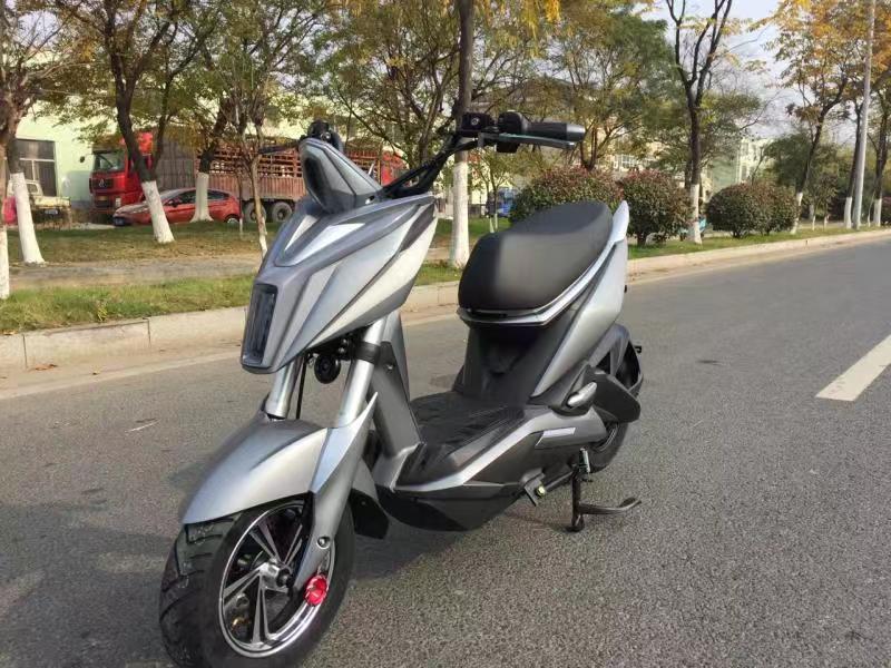 City Coco Harley 60v Electric Scooter 1500w 3000w 20AH/28AH Lithuim Battery Lead Acid