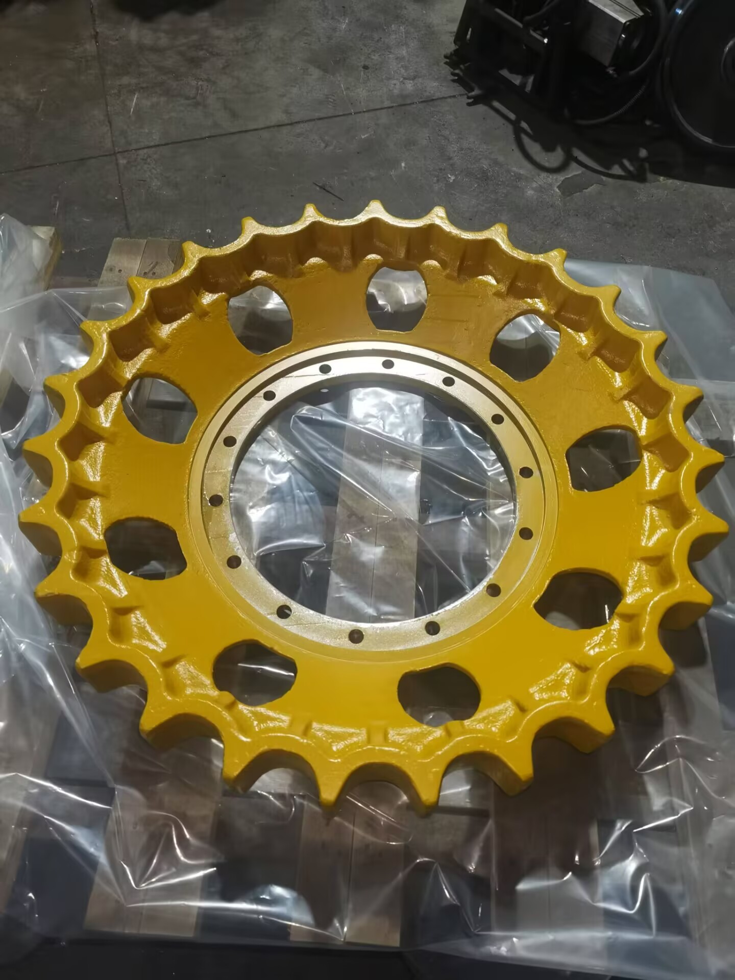 T130/T170 50-19-160 Russian Tractor Gear Ring Sprocket Model For Undercarriage Spare Parts