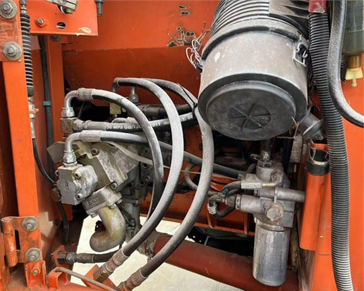 Used Hitachi ZX70 Excavator with Original Hydraulic Pump and 2001-4000 Working Hours