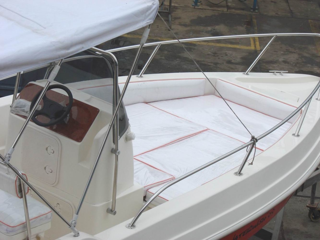 Professional Custom Sportfishing Yachts , 6.65 M Small Sailing Yacht For Relax