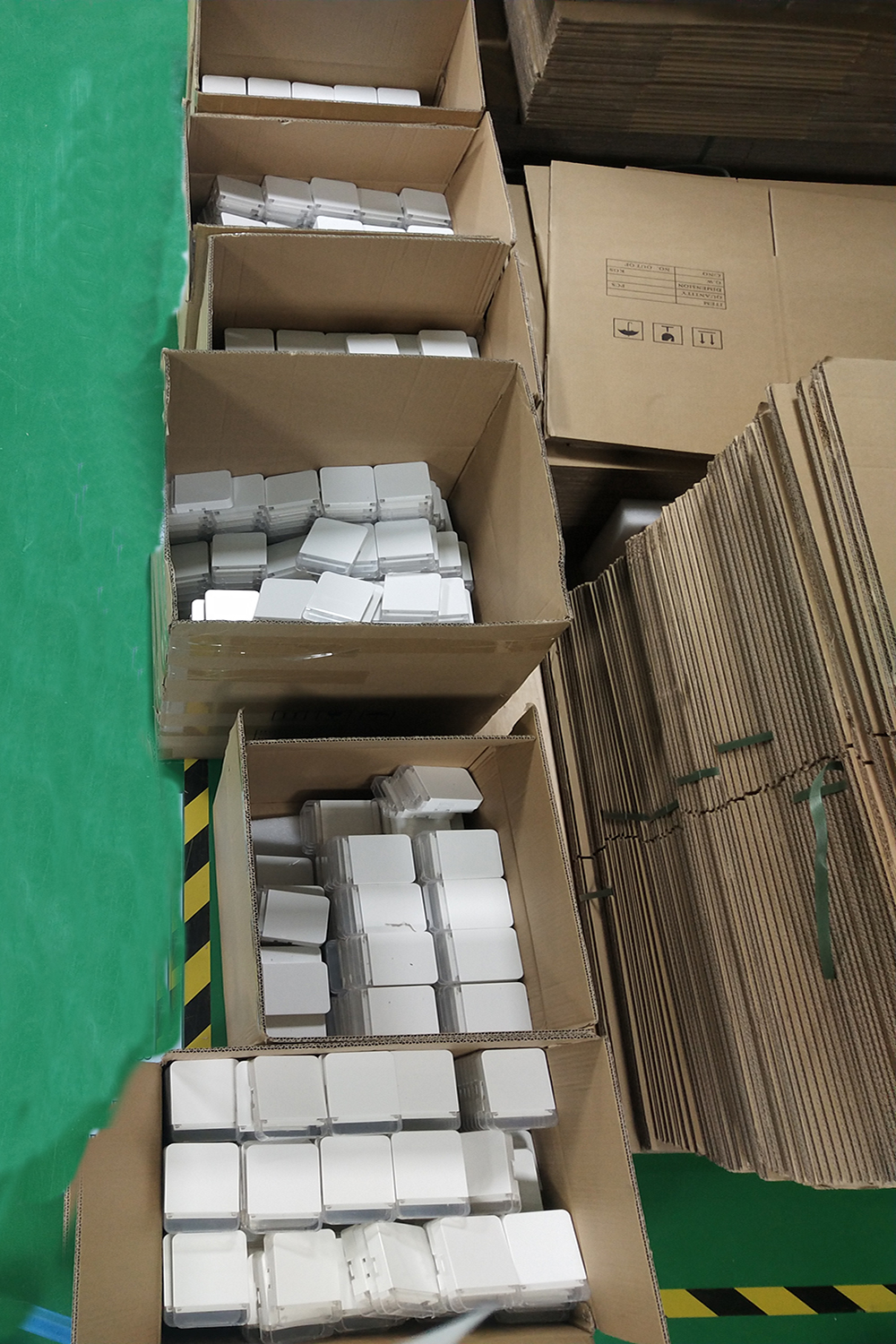 1 2 Ports FTTH Products Fiber Optic Enclosures Wall Mount Termination Box