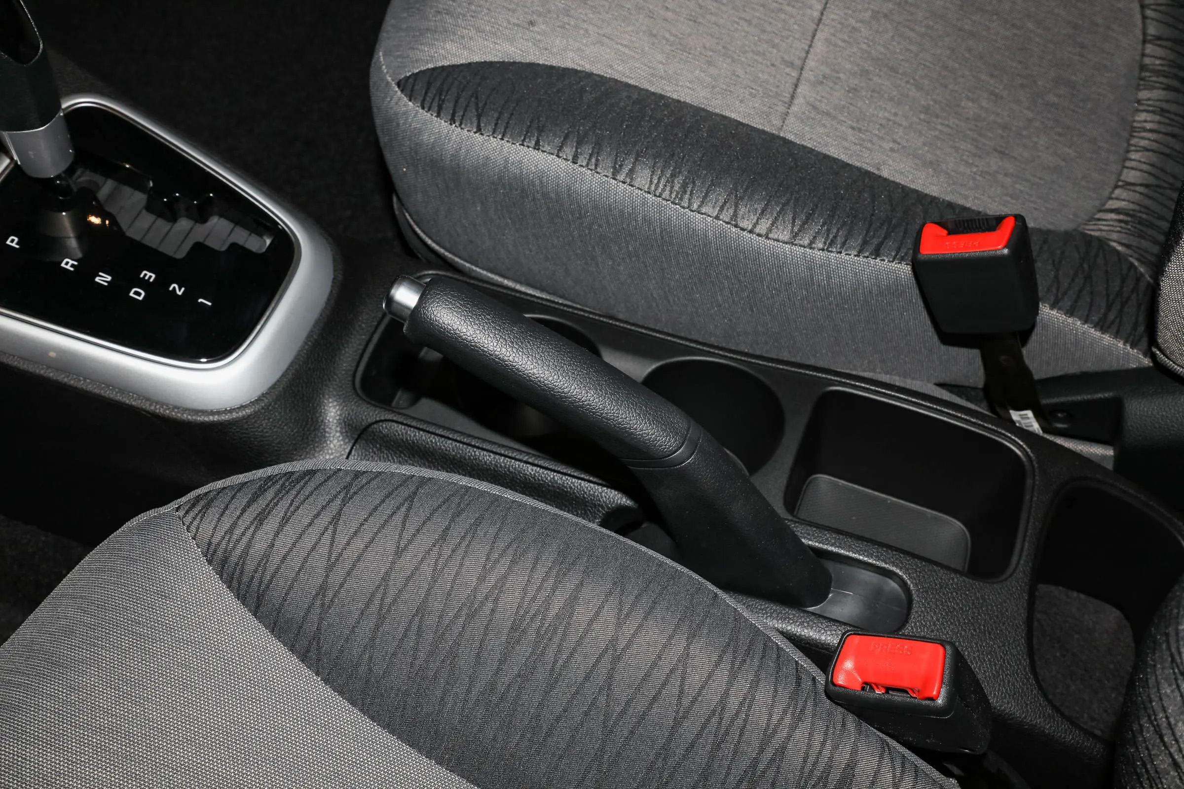 KIA PEGAS 2020 1.4L Automatic Comfortable Sunroof Version Fuel Petrol Sedan Sunroof Comfortable R14 Tire Size Cars