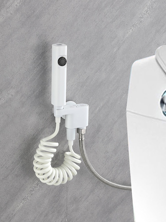 White Bathroom SS304 Accessories Portable Shattaf Bidet Wash Sprayer Set